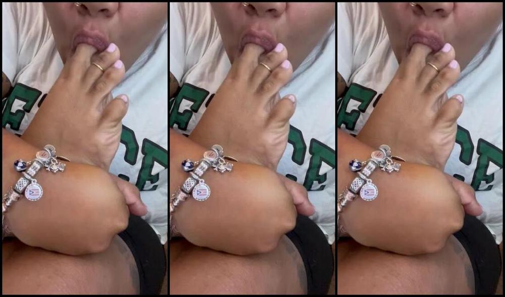 Dissatoes Onlyfans Enjoy Watching Me Worship My Feet While I Enjoy You Jerking Off