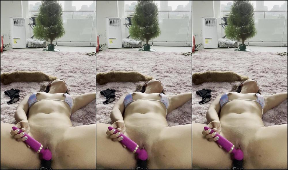 Fit Asian Hehe I Already Came Times Before This And It S Been Raining So Why Not