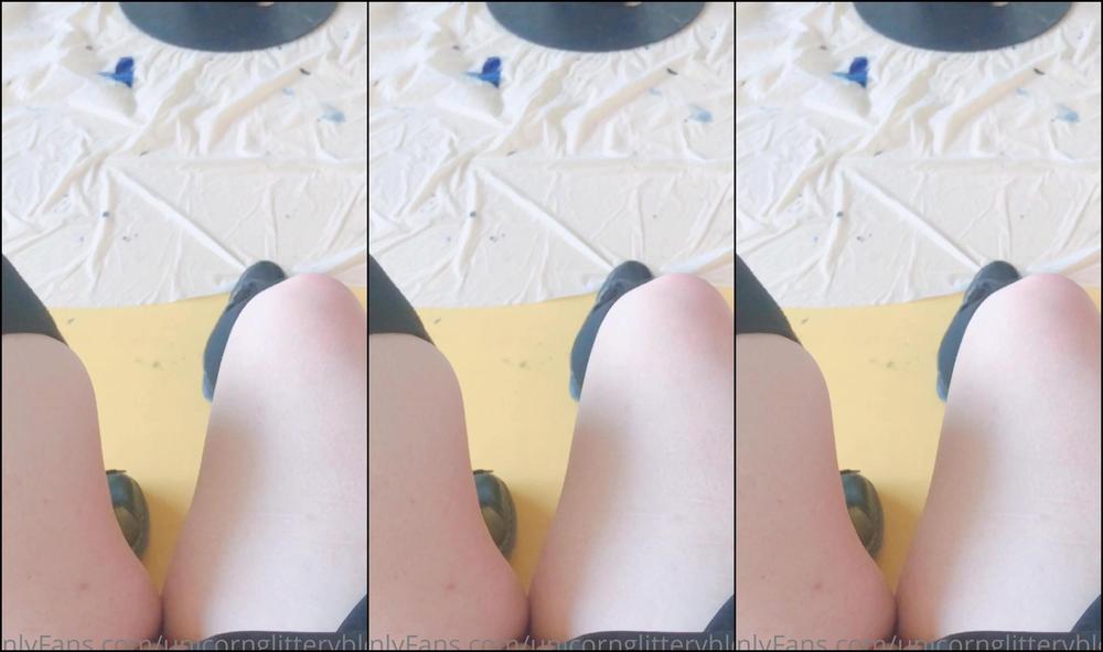 Unicornglitteryblood 2510657102 07 04 2022 I Wonder How Many Of The Construction Workers Have Seen My Pussy By Now Since I