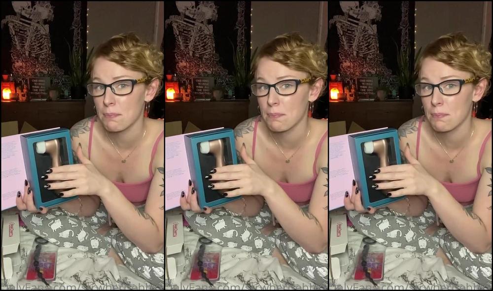 Strwberriebbxxx It Works Toy Unboxing This Is Just A Fun Little Bonus Video I Get Weird When I Am Tired