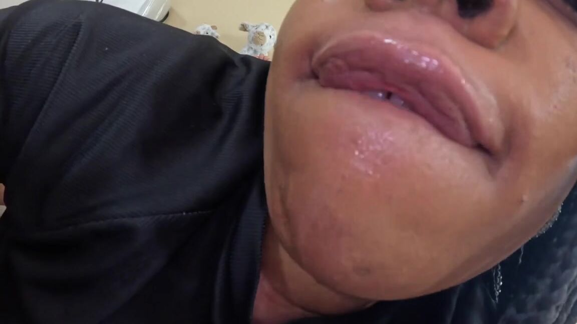 feet goat thick latina blancomami footjob spitty handjob big load cumshot on her meaty soles Clips4Sale