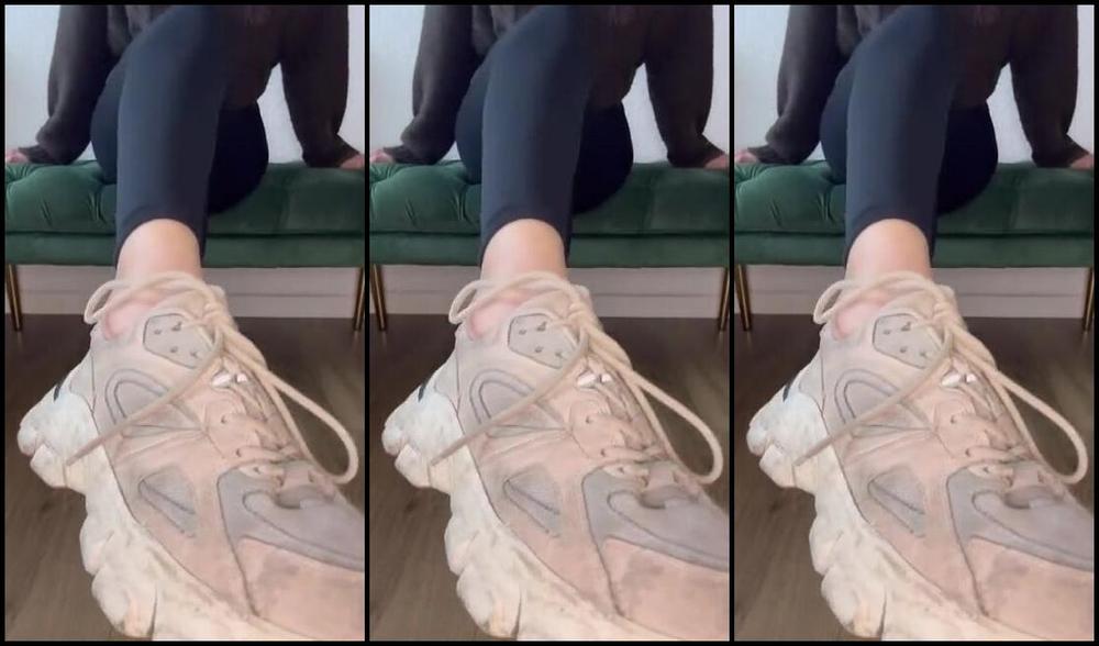 Goddessluna26 Femdom 07 03 2024 Onlyfans Video Nach Vier Tagen Festival Darf Mir Deine Sklavenzunge Dienen