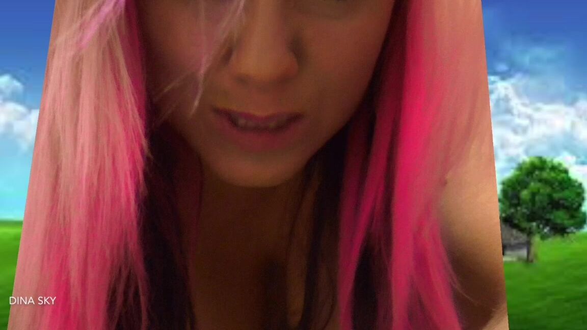 Clubdinasky Giantess Takes A Village