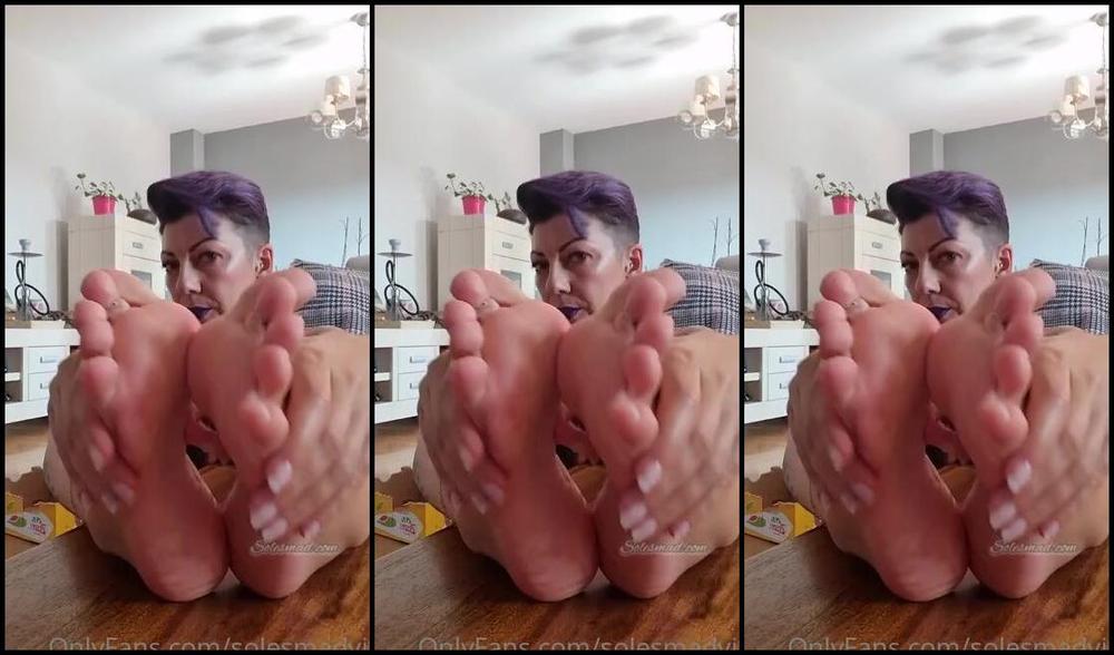Solesmad Fetish Queen Aka Solesmadvip Onlyfans I Ignore You While I Put Cream On My Feet