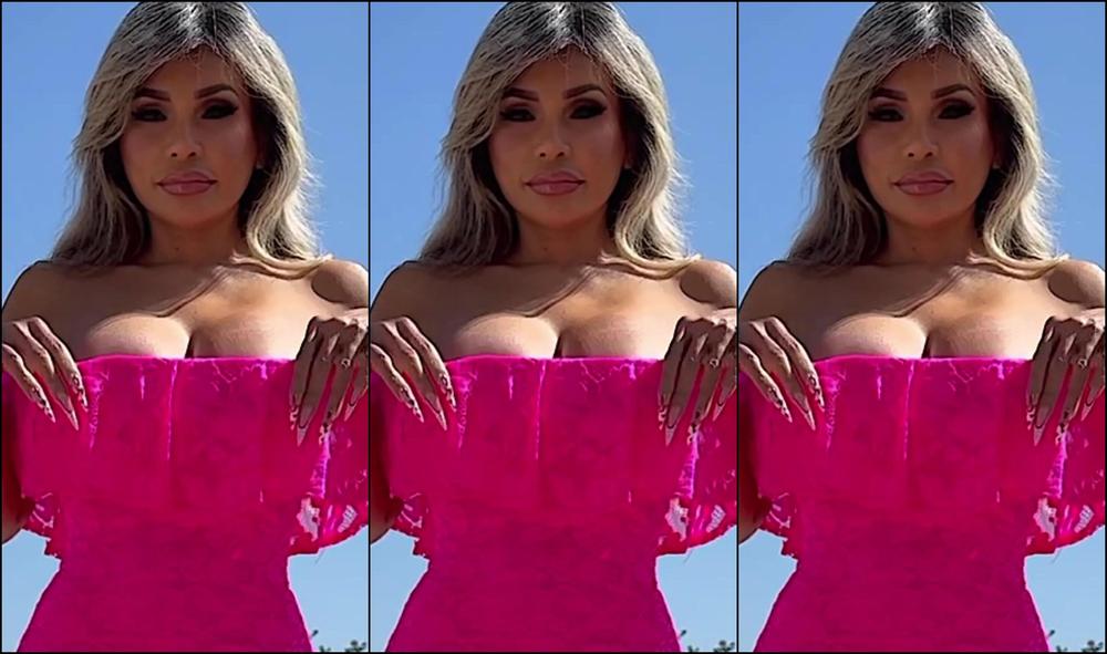 Connieelizabeth 3718778199 03 02 2025 Good Morning I Love To Run My Long Fingernails Over Them Happy Sunday