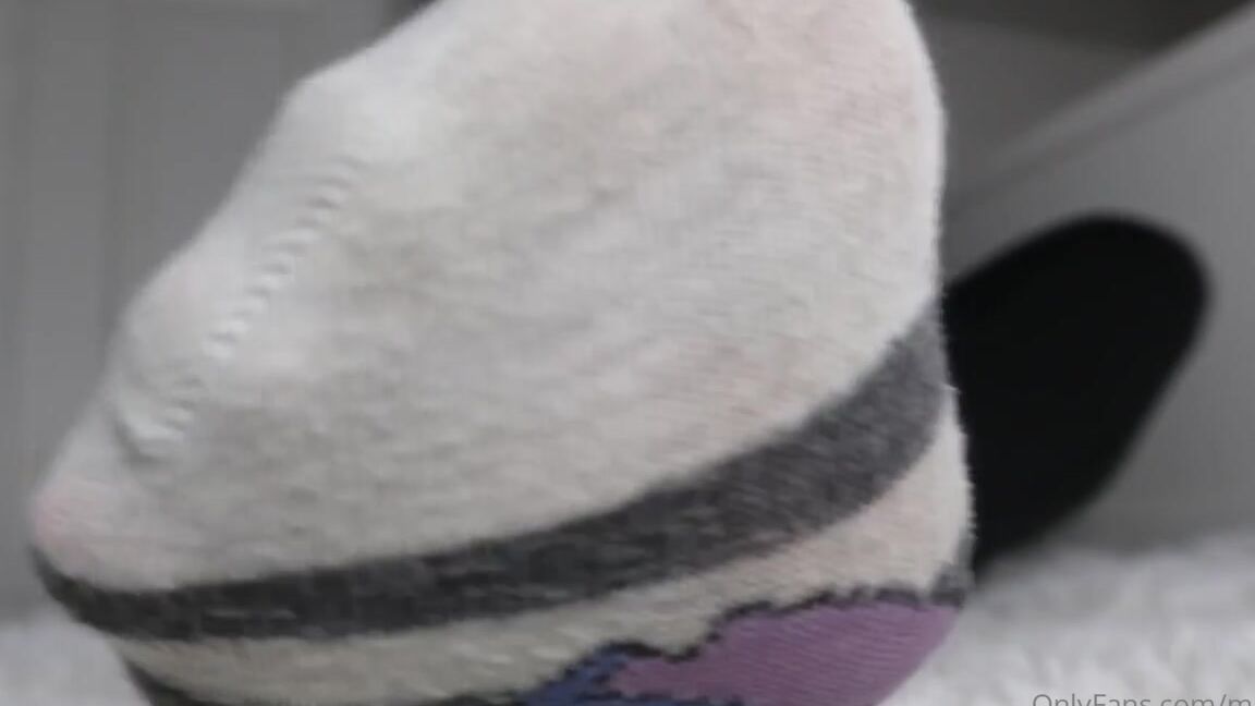 Milaap Onlyfans Aromatherapy Nothing Like The Smell Of My Feet After A Long Day Just What You Needed