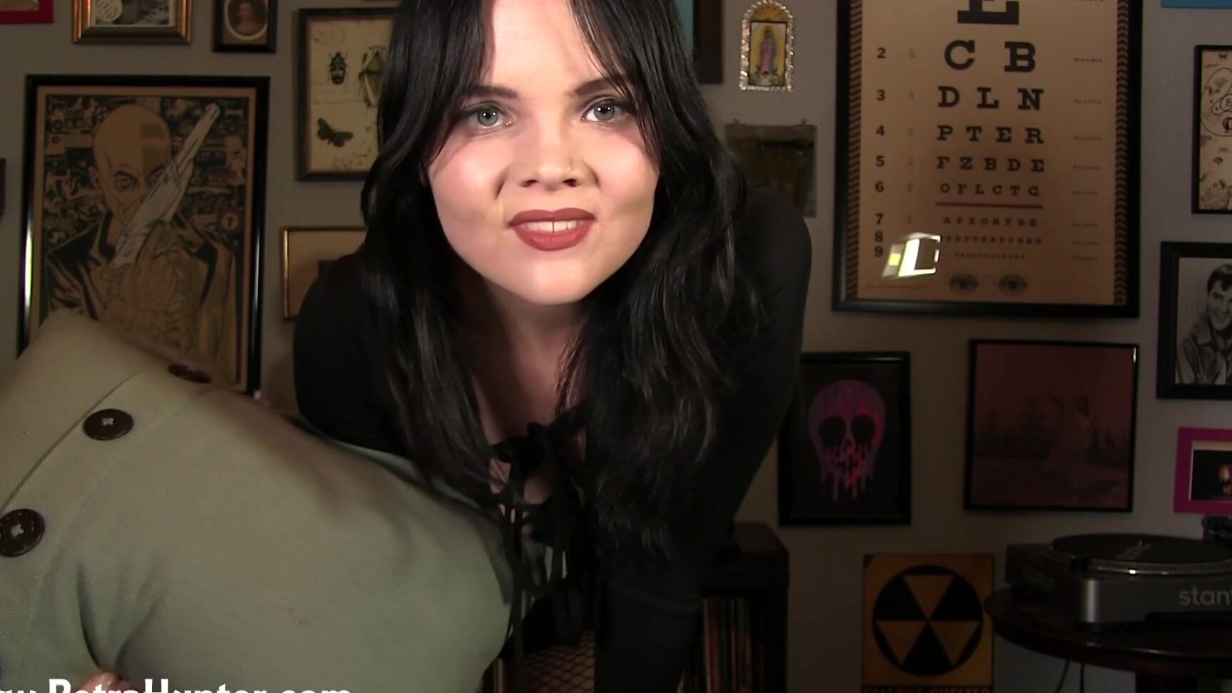 date your pillow loser mistress petra hunter PornHubpremium