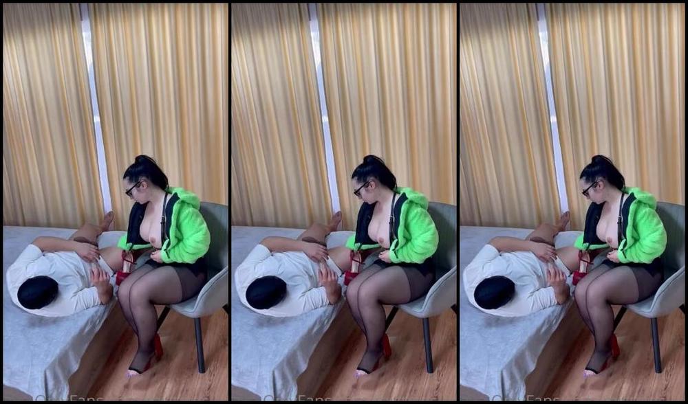 Mistressjaily Onlyfans Those Days He Had A Lot Of Homework To Do So I Gave Him His Gift