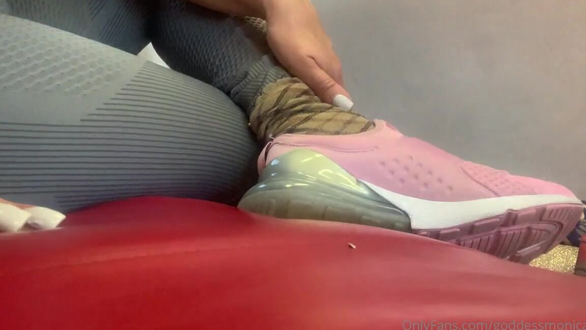 Goddessmonica00W Onlyfans I M On The Train On My Way To Nyc You Are Sitting Next To Me And I Noticed You Staring At My Feetp