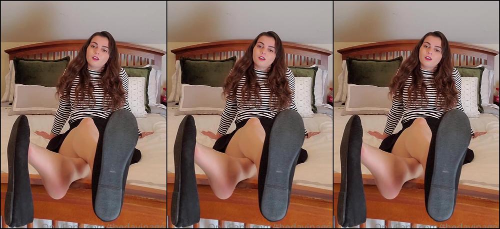 Thedavinagold Coworker Pantyhose Self Worship Pov I Am Your Coworker And I Invite You Over After Work