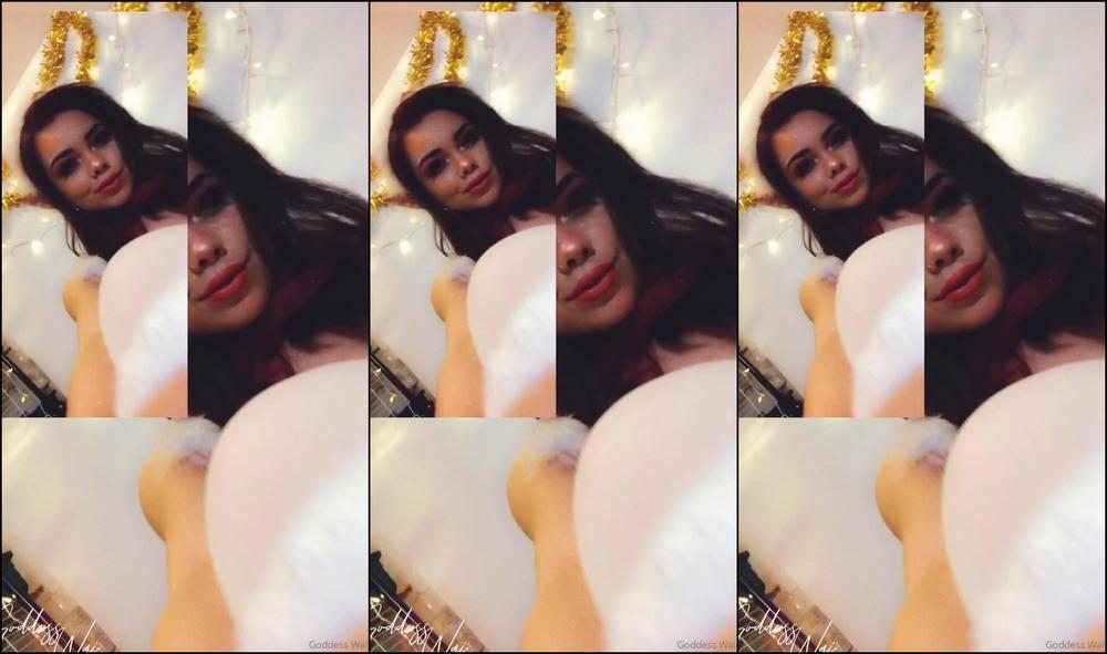 Urlilgoddess This Ones For You I M Here To Help Santa However You May Need