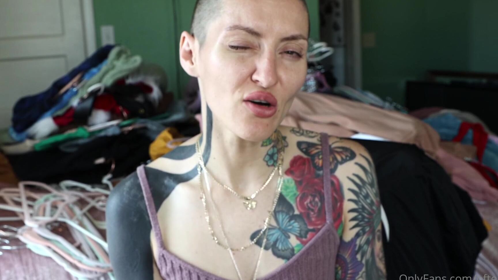 Oftenelle 2567166943 08 19 2022 How To Suck Dick With A Little Comedy Attached