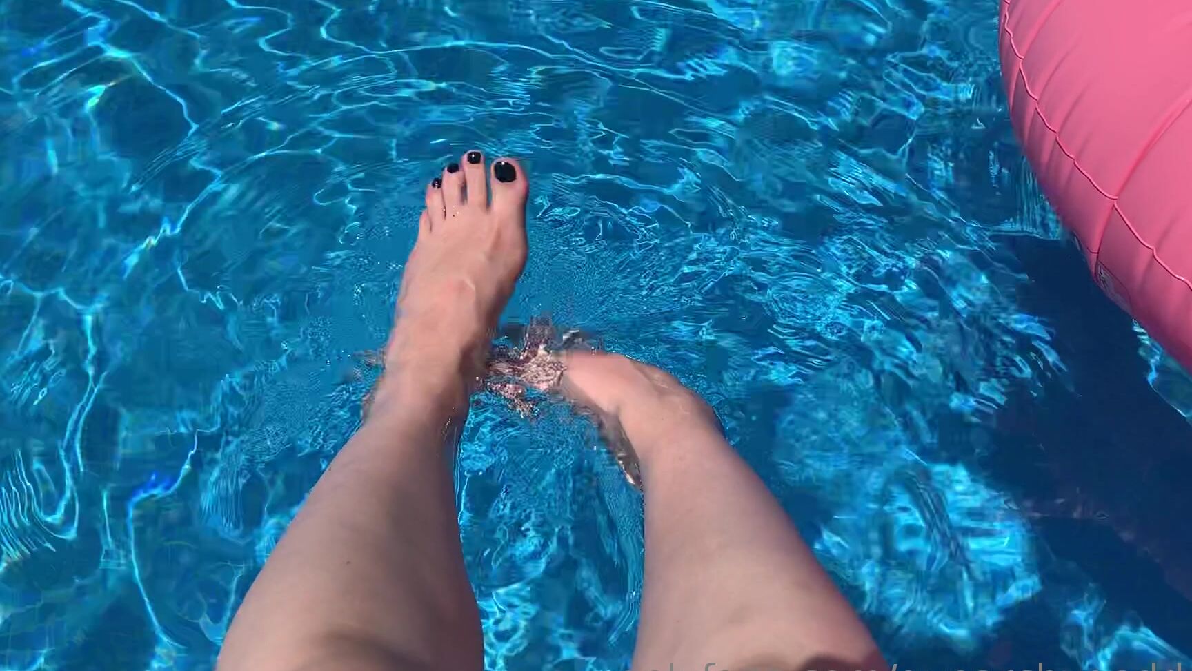 Goddess Gynarchy Ot Toes Dipped In A Cool Pool