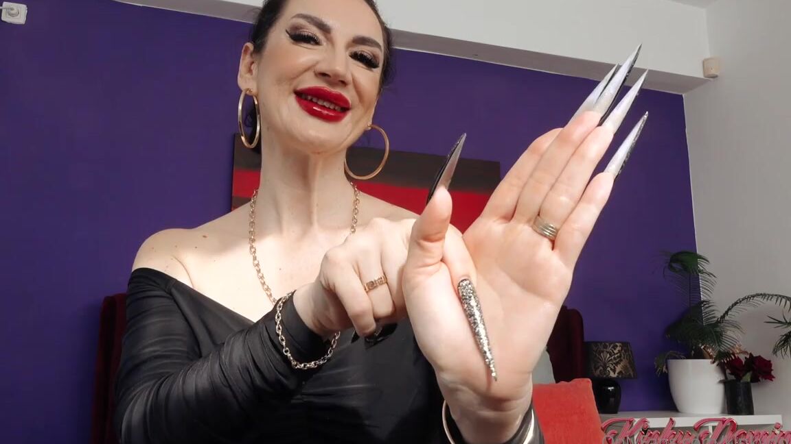 Kinkydomina Onlyfans This Clip Is Available For All My Vip Fans Black And Gold Nails Worship My Drone Its Been A Wh 1