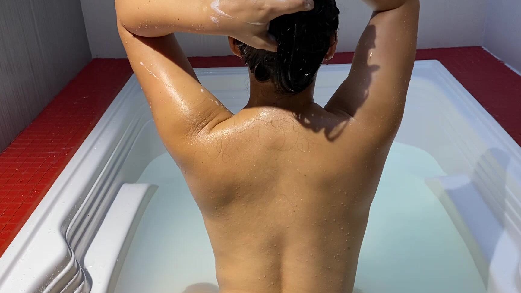 "Nasty_Ninna" assfetish, bigass, nuditynaked, showerscenes, taboo Hot Tub manyvids
