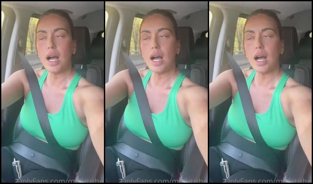 mjsfetishes-22-04-2022-2433275843-post-gym-amped-up-convo-about-ball-busting-a-brutal-story-you-want-to-hear.-