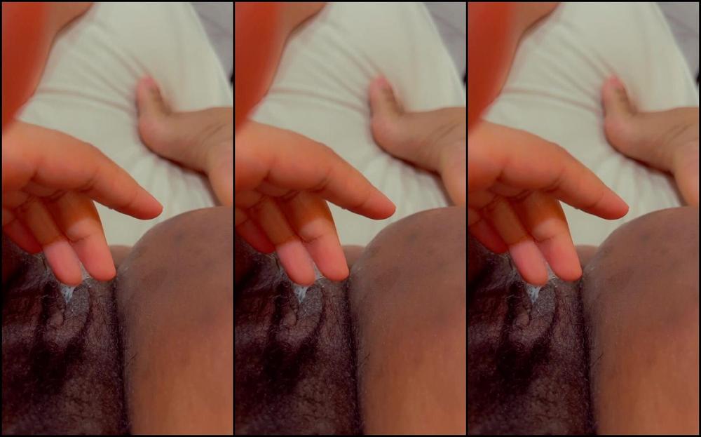 Onlyonerhonda 2417404524 04 07 2022 How Wet My Pussy Gets Whenever I Suck My Nipples