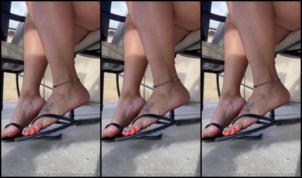 Benzzzzz Nicknamed Lemonpeppasteppas72 08 26 2022 Onlyfans Video Whats Your Thoughts On The New Pedi I Personally Looovveeee Designs