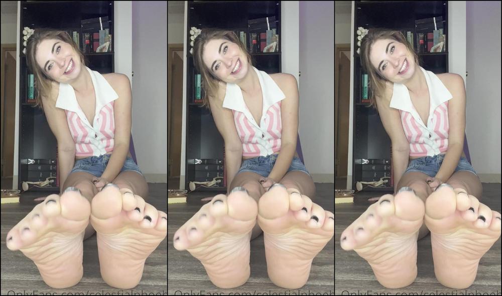 Celestialphoebe Caught You Staring At The Library