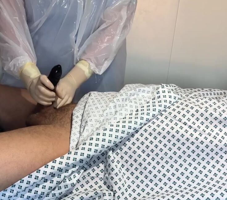 Milking Nurse Nicknamed Milking Nurse 06 07 2024 Onlyfans Видео Заставление Его Кончить В Черный Латексный Презерватив На Моем Экзаменационном Кушетке Wms