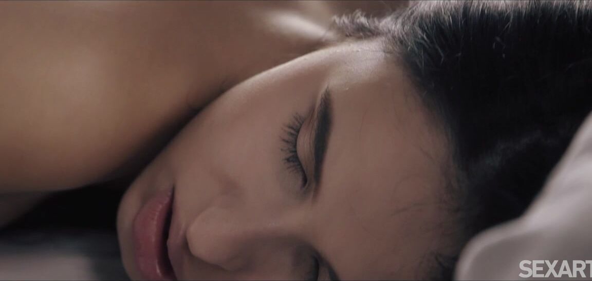 Lesbian, Brunette, Indoors, Fingering, Bedroom, Panties Alysia Bounty & Katy Rose & Tina Kay - Guilty Idea Part 1 SiteRip