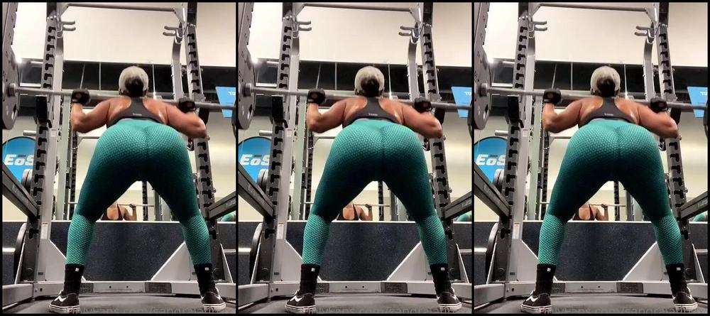 Goddesssandra Aka Sandralatinaxxx Onlyfans Time To Squat Wouldn T You Love To Worship Me At The Gym Goddess N2A