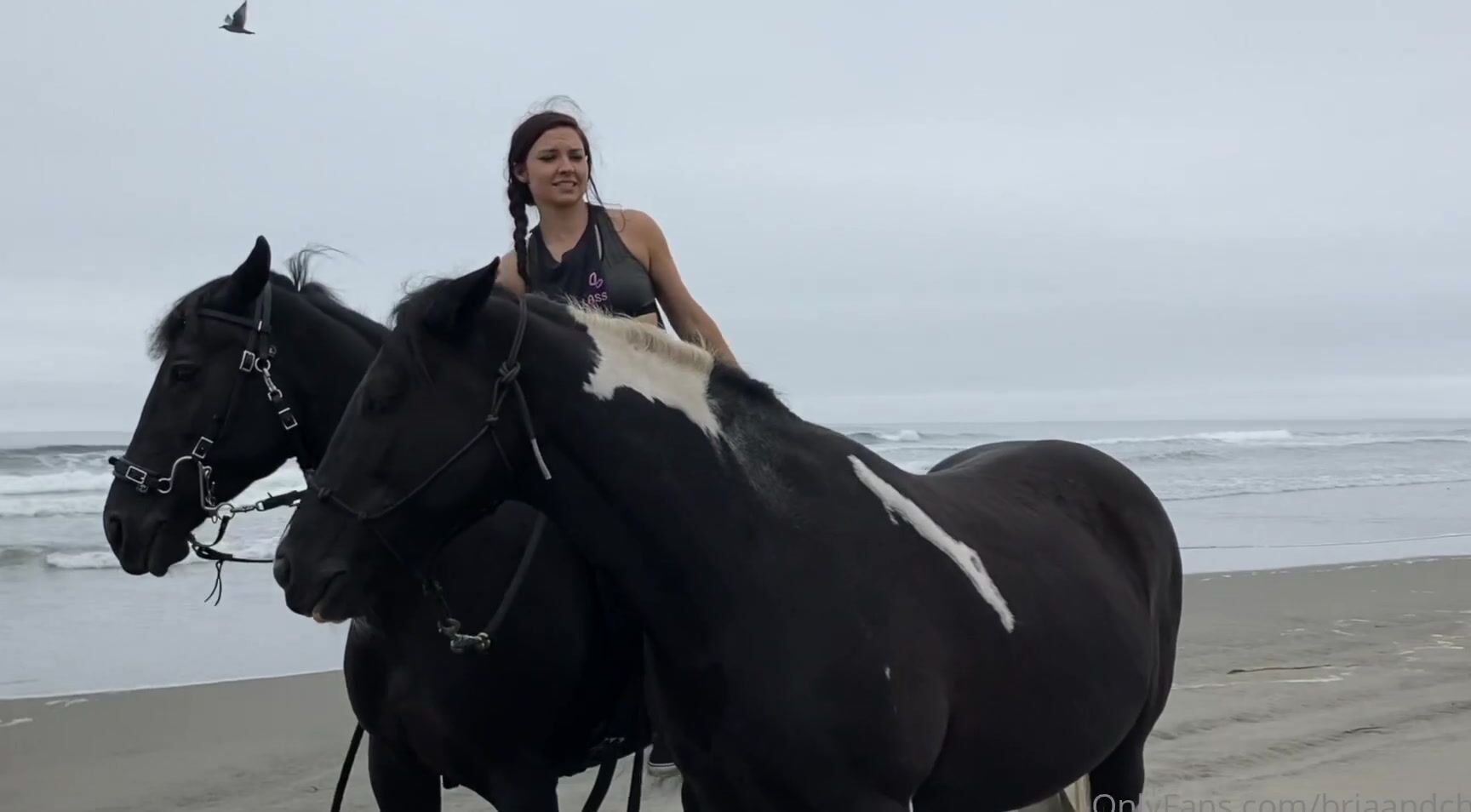Briaandchrissy Vlogging Is Already Bringing Us So Much Joy Even