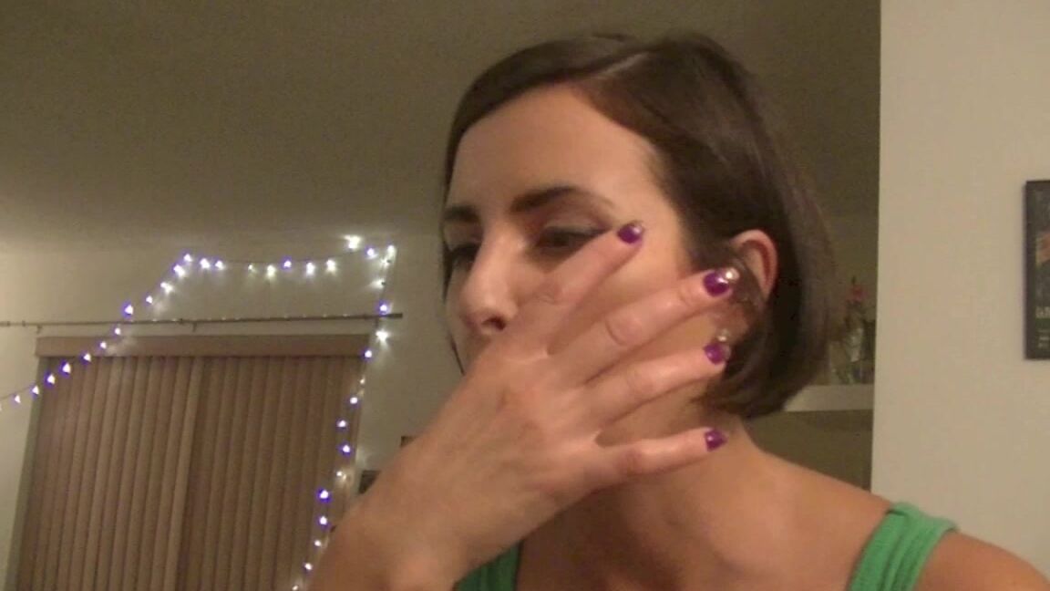 Chewing, Eating, Facestuffing / Overeating, Food, Non-Nude helenas cock quest helena eating 3 chewing amp chatting ManyVids