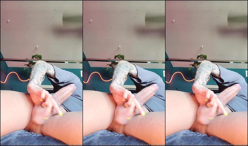 Edenraynes Cumming All Over My Feet Wish I Had A Foot Slut To Clean It Up