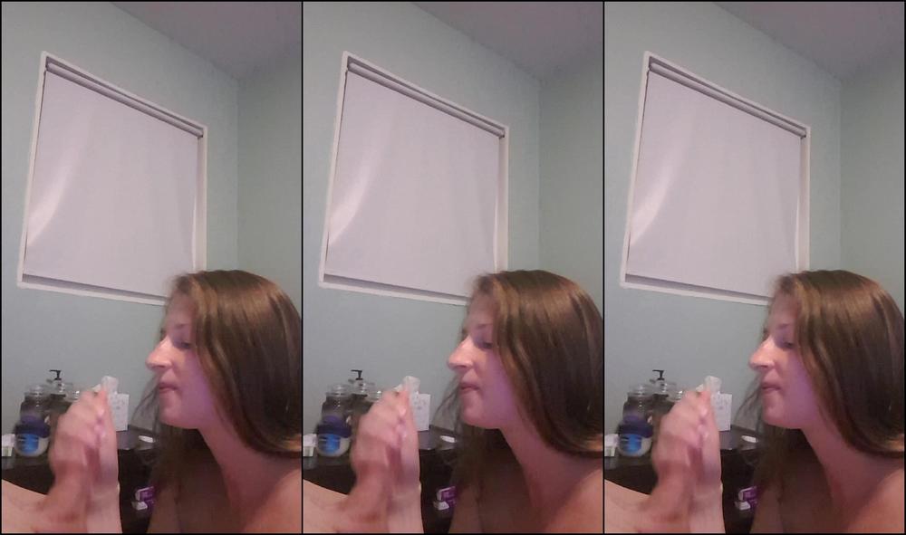 Blowjob, Cum Swallowers, Masturbation, Amateur, Home Video sexylisa4u cum swallowing and pussy rub ManyVids