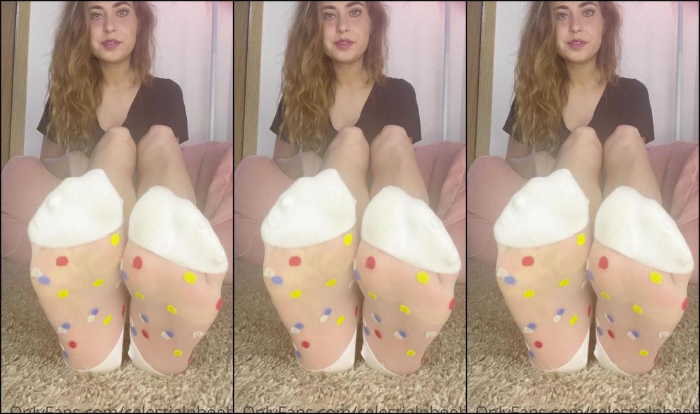 Celestialphoebe I Don T Know If You Deserve These Smelly Feet Without My Socks