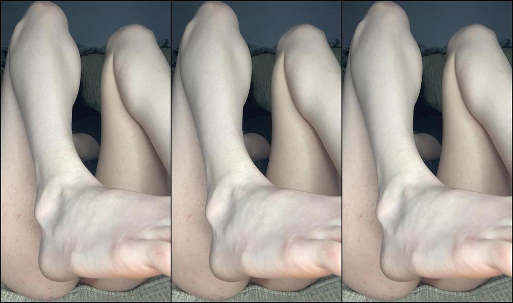 Babybeebub Sometimes All It Takes Is A Finger To Really Finish Me I Wish You Were Filling My Tig