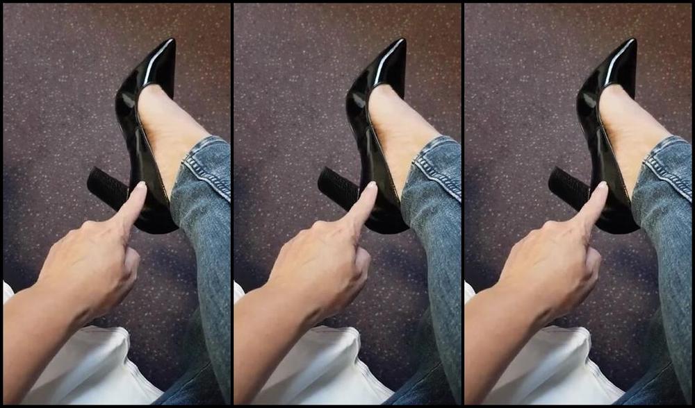 Miss B Nicknamed Missb52S Onlyfans 06 20 2019 Clean Every Inch Of My Shoes Dont Dare Touch My Skin