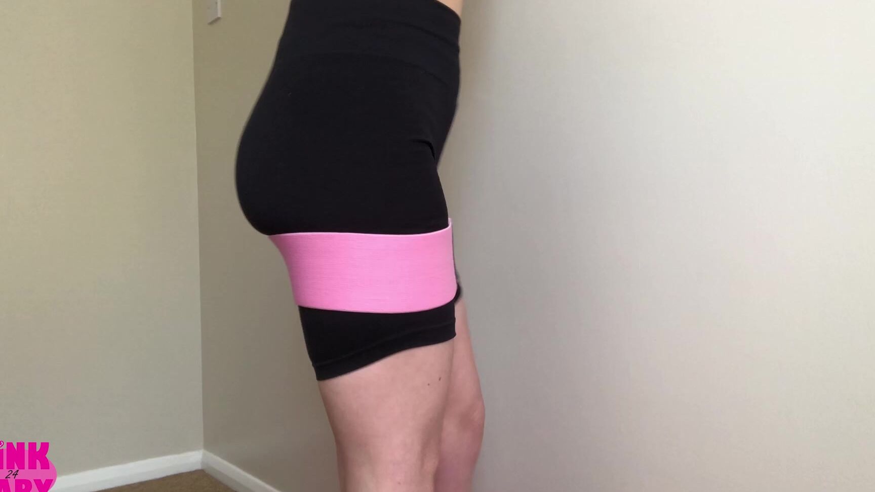 "pinkbaby24" voyeur, workout/gym, fitness, workout, squat squats voyeur Manyvids