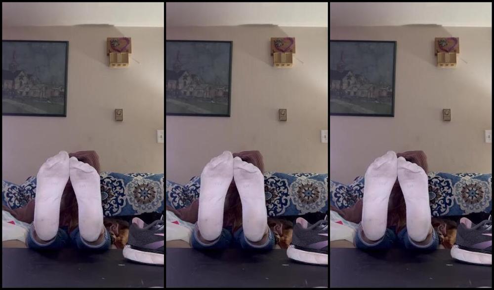 Soldmysolesforink Nicknamed Soldmysolesforink 11 10 2023 Onlyfans Video I Keep Thinking Its Funky Friday