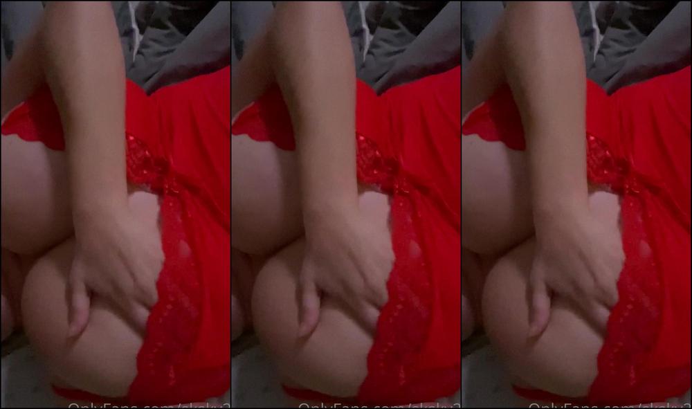 Sksky20 2769283878 02 09 2023 Y All My Ta Tas Are Too Big For The Lingerie