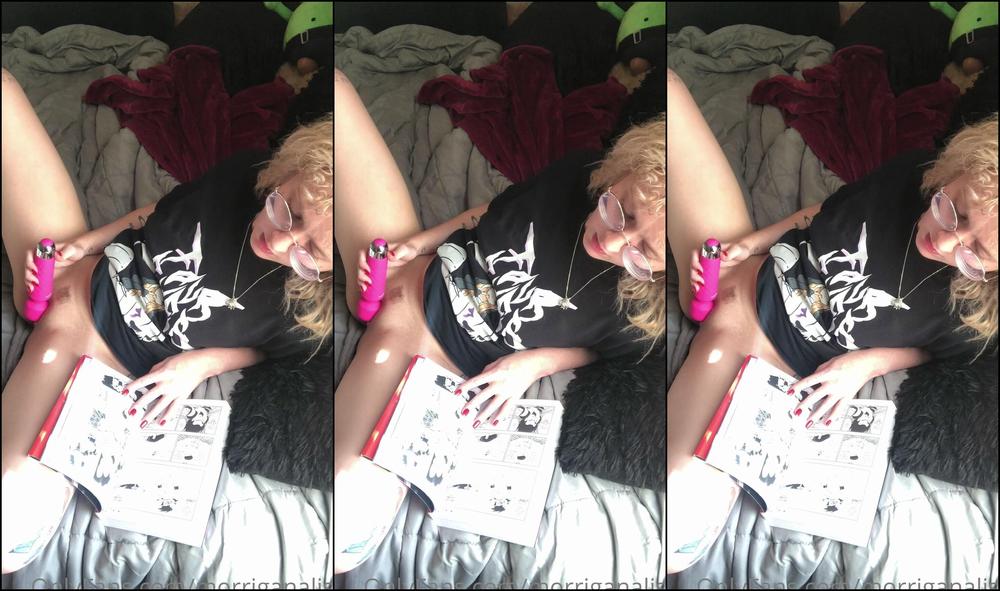 Morriganalise Cute Anime Nerd Reads Dragonball As She Touches Herself Doesn T Even Notice You Re