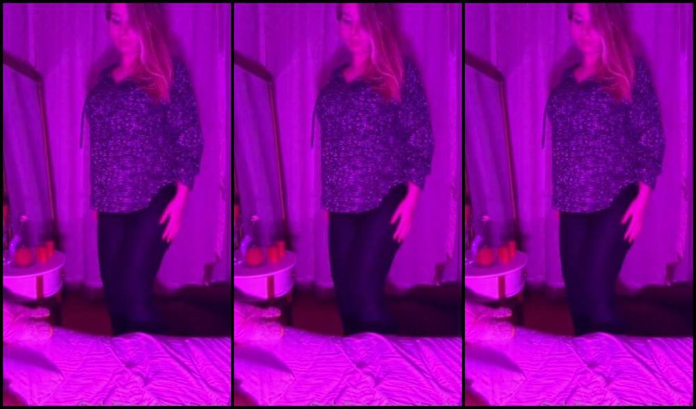 Cartyti Onlyfans I Just Back Home And Want Take All Of It Off Let S Imagine U Sit On Front Of Me Yeah Like Thisp