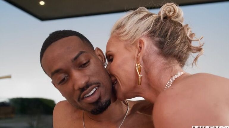 "Mix"  Legendary MILFs_1 SiteRip