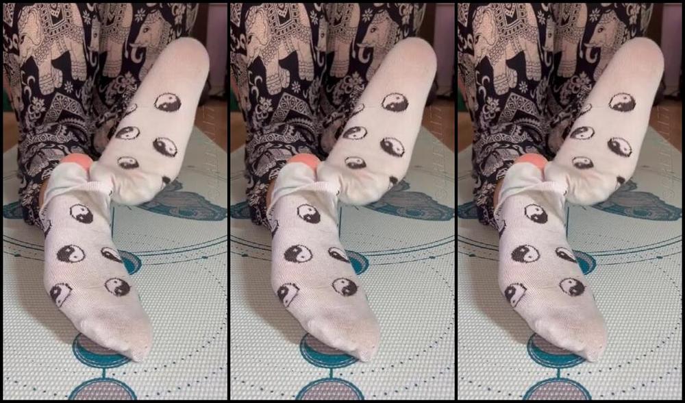 Greek Goddess Li Aka Greekli77 07 21 2024 Onlyfans Video Free Handless Sock Removal Video After My Workout