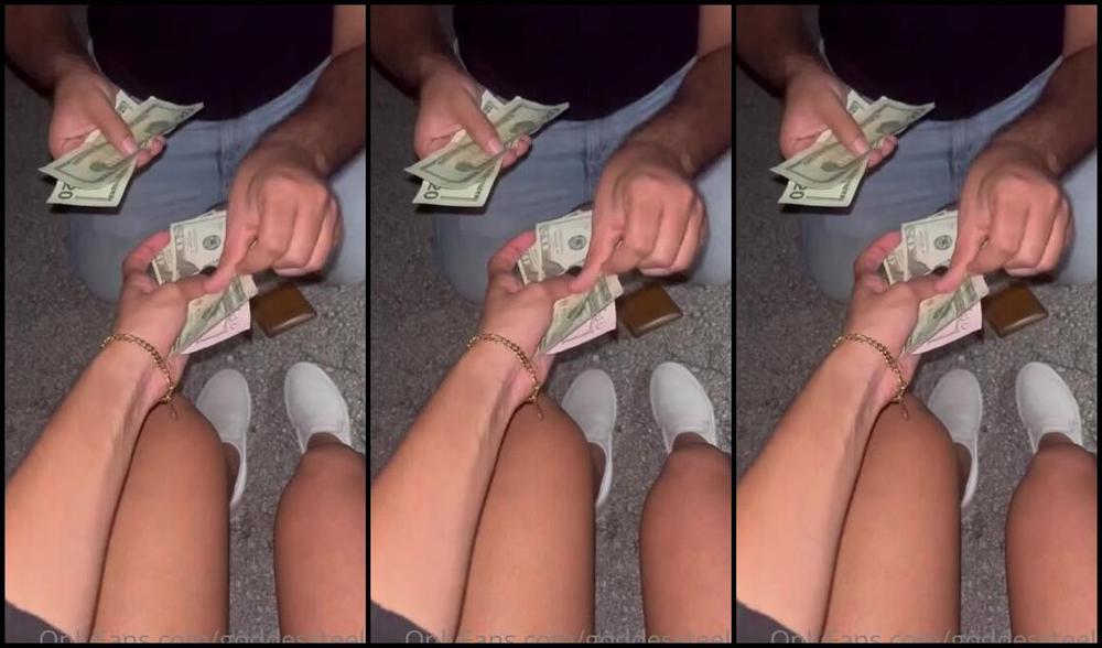 Goddess Nova Nicknamed Goddessnova 11 04 2022 Onlyfans Video My Foot Bitch Has Been Loyal To Me And Impressed Me These Past Few Months