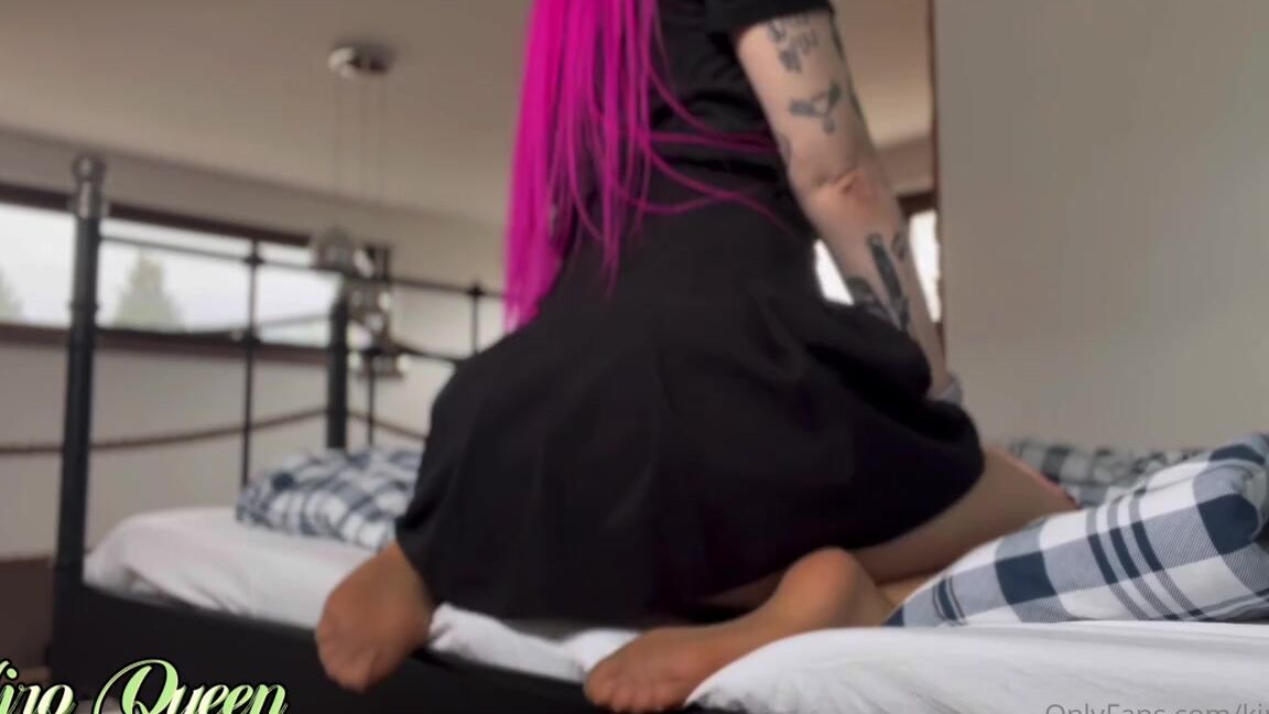 Kiro Queen Aka Kirojpg 10 31 2024 Onlyfans Video Pov Spoiled Princess Let You Smell Her Divine Feet Wearing Tanned Tights And Black Heels