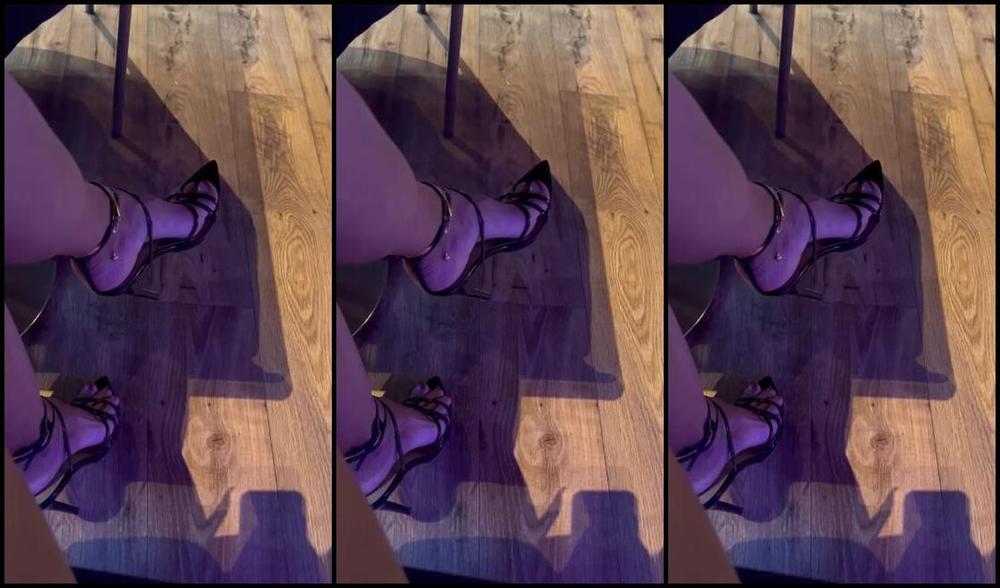 Heels Of Mine Nicknamed Heelsofmine 08 23 2023 Onlyfans Video Happy Birthday To Me Would You Like To Have A Dinner With Me