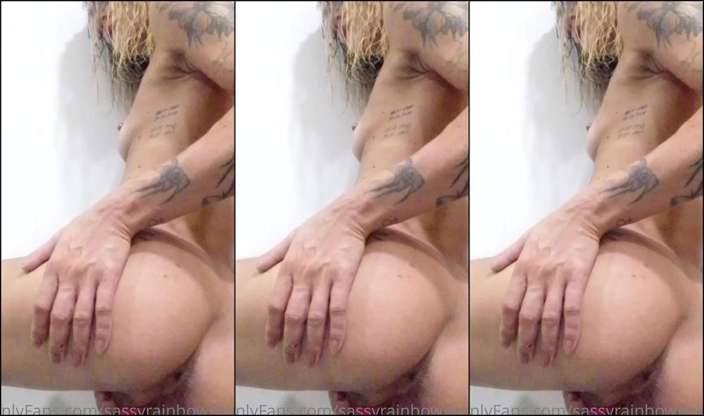 Roserainbowgoddess 2734872375 01 05 2023 Me Masturbando Escondida No Banheiro Do Hotel