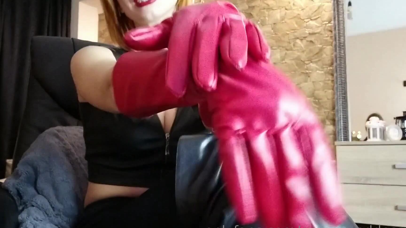 Moneygoddesss Red Gloves Tease