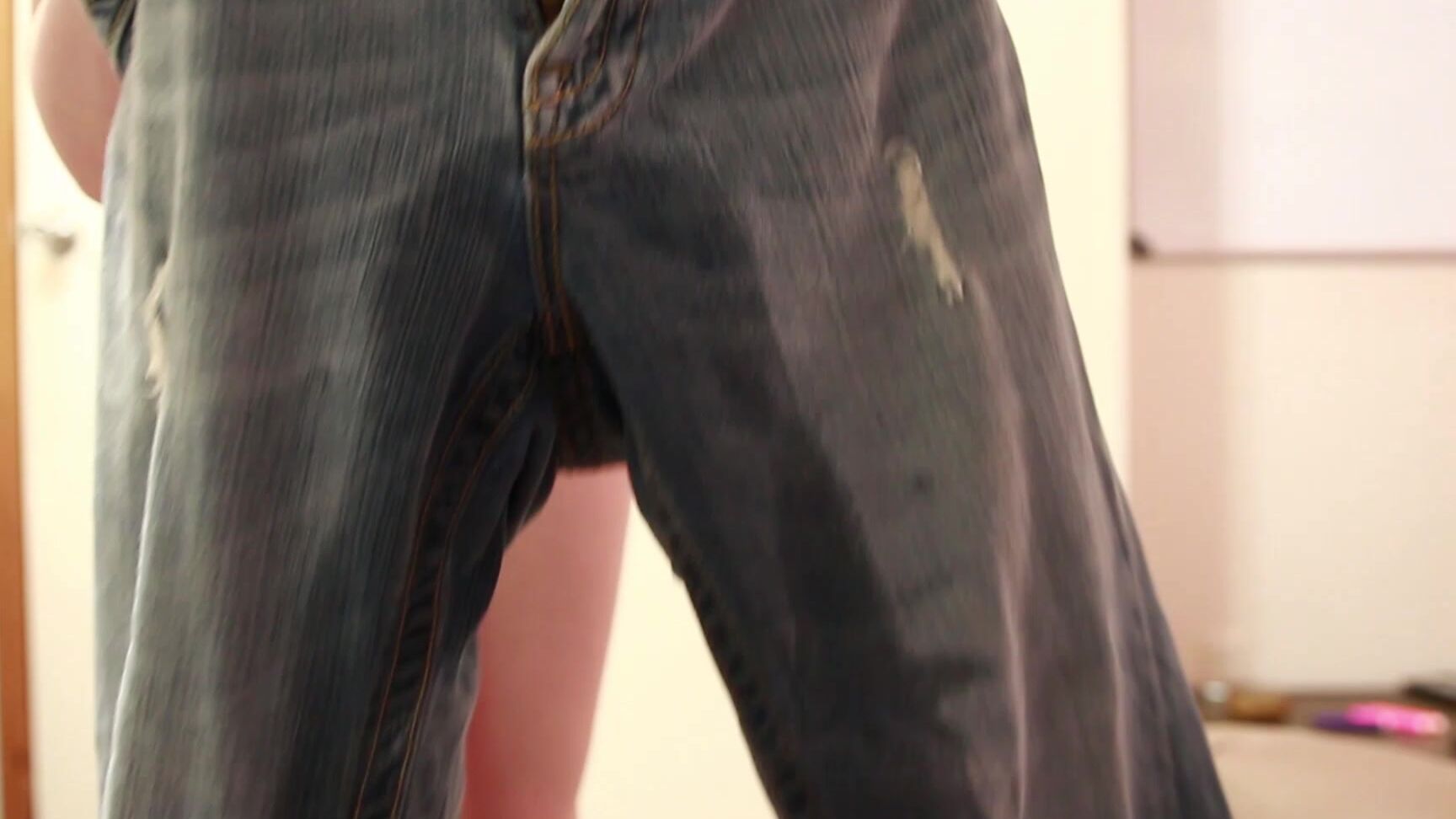 gfe shy gf peeing and playing for you