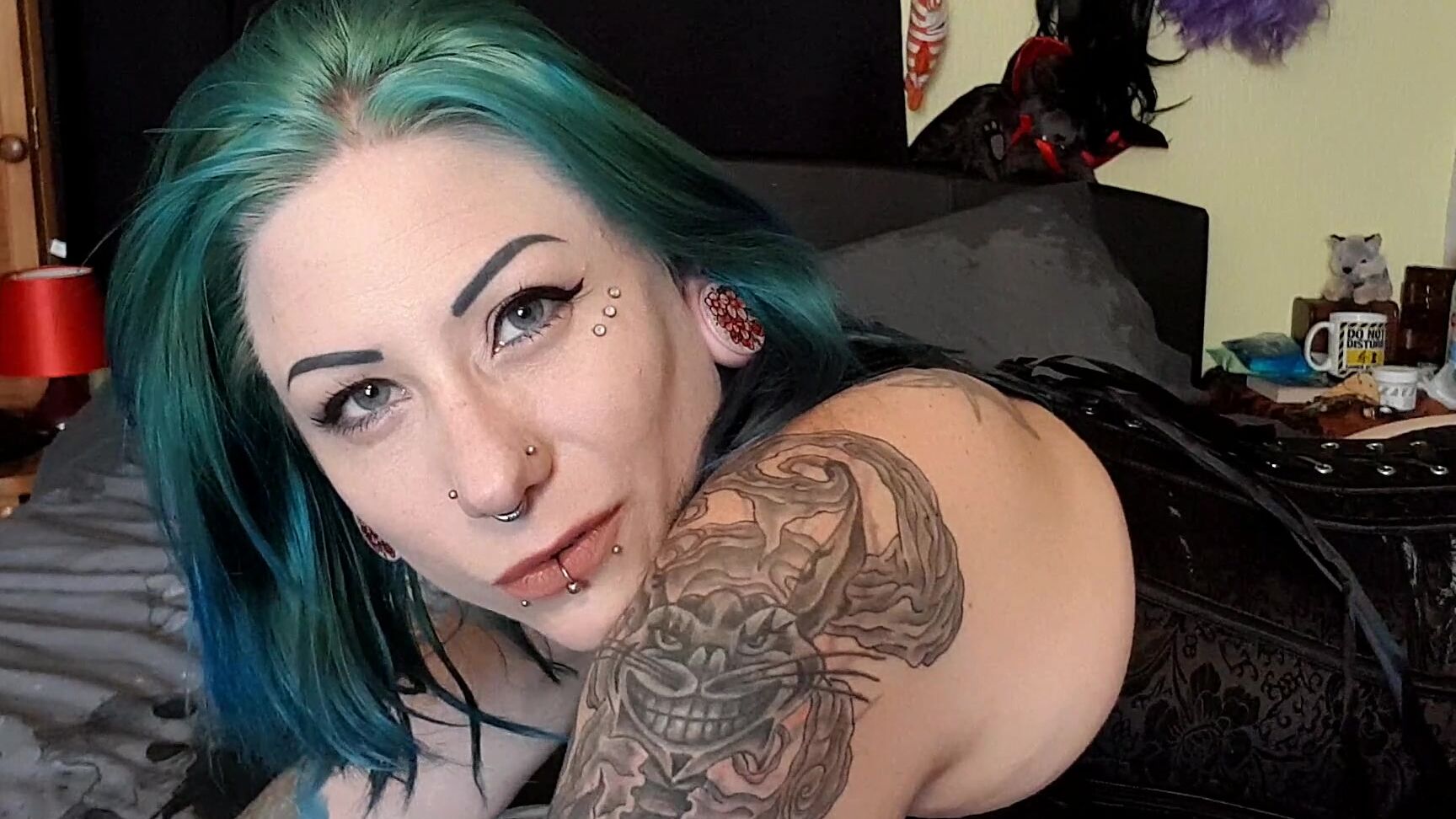 Tattooedmilfymama Mama Teases Rick To Buy Her More