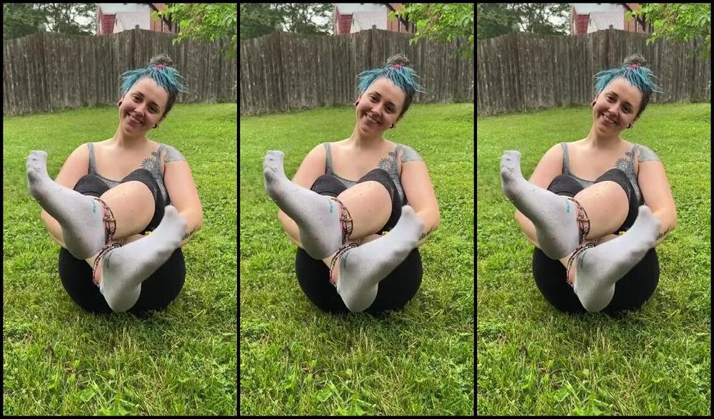 Missarcanaplus Nicknamed Missarcanaplus Onlyfans Dont You Just Love The Sound Of These Raindrops I Sure Do