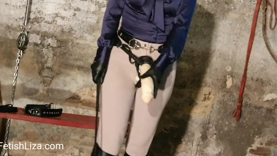 Fetishliza Onlyfans Can You Handle This Big Thing Hanging Between My Legs Or How Would You Serve