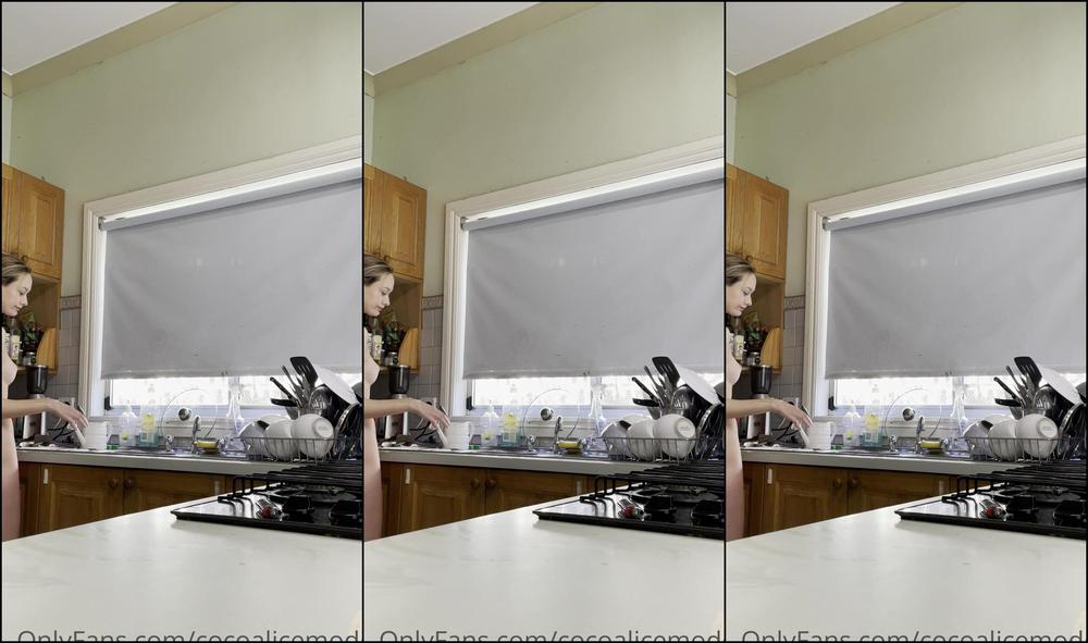 Cocoalicemodel Nudist Video Me Doing The Dishes Xx